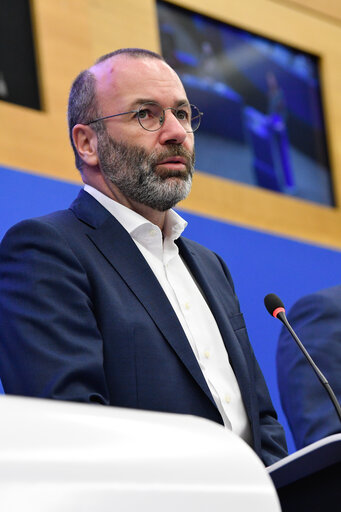 Foto 10: Press briefing EPP group