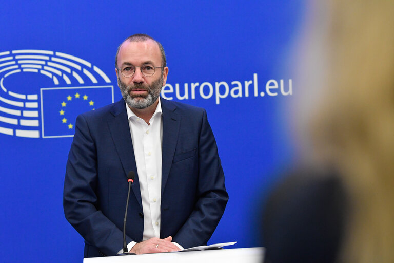 Foto 14: Press briefing EPP group