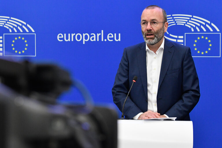 Foto 15: Press briefing EPP group