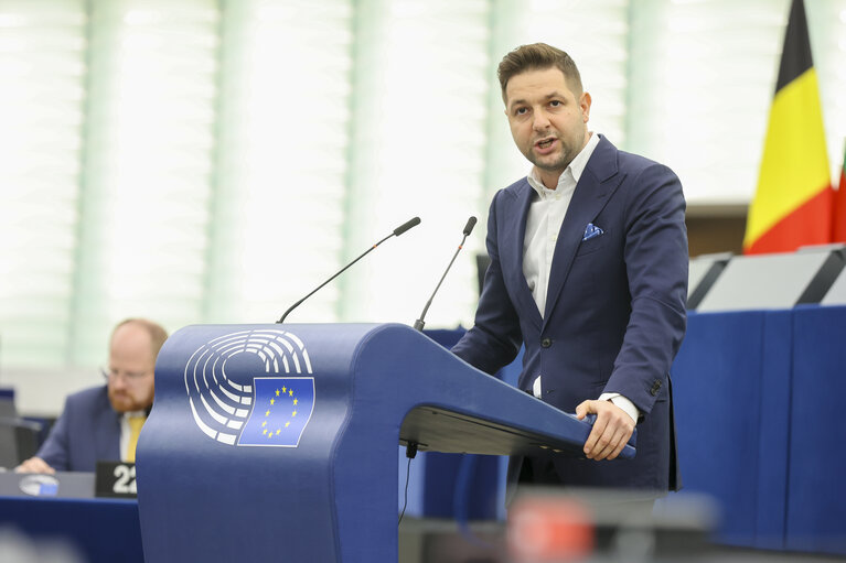 Fotografija 50: EP Plenary session -Topical debate - Whitewashing of the anti-European extreme right in the EU