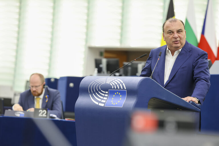 Fotografija 46: EP Plenary session -Topical debate - Whitewashing of the anti-European extreme right in the EU