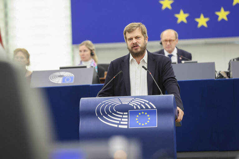 Fotografija 12: EP Plenary session -Topical debate - Whitewashing of the anti-European extreme right in the EU