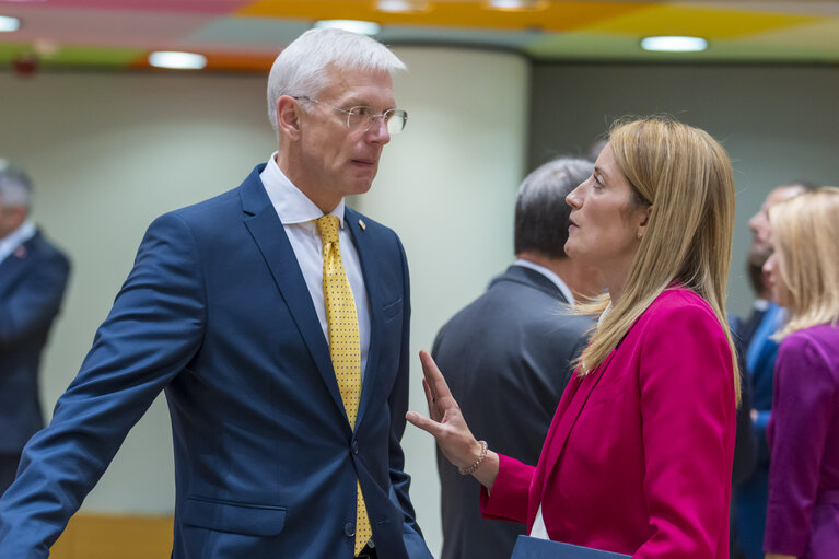 Fotografia 3: European Council - Roundtable