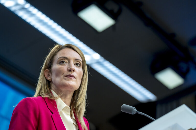 Fotografia 1: European Council - Press Conference by Roberta METSOLA, EP President