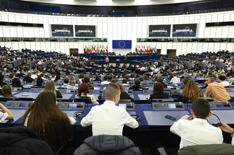 Photo 16: Euroscola