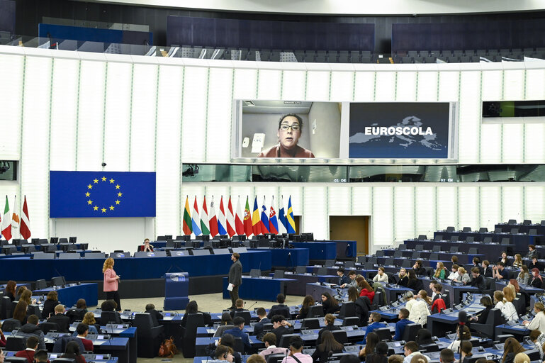 Photo 29: Euroscola