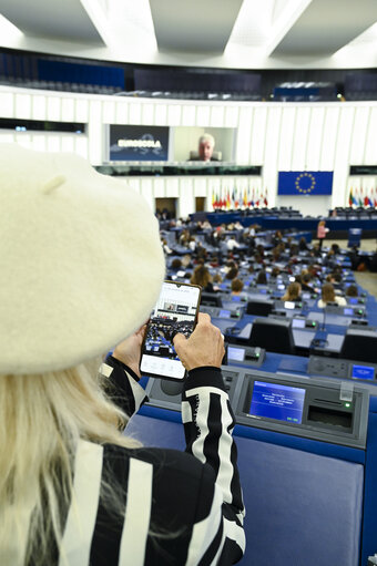 Photo 8: Euroscola