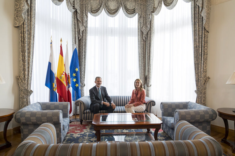 Foto 2: Global Youth Leadership Forum - “Europa, un futuro de esperanza” - Bilateral meeting with Felipe VI, King of Spain