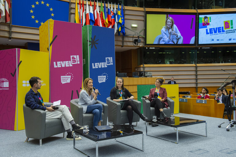 Photo 29 : Youth Democracy event – Level Up!