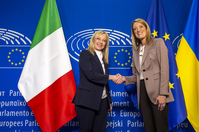 Fotogrāfija 13: Roberta METSOLA, EP President meets with Giorgia MELONI, Italian Prime Minister