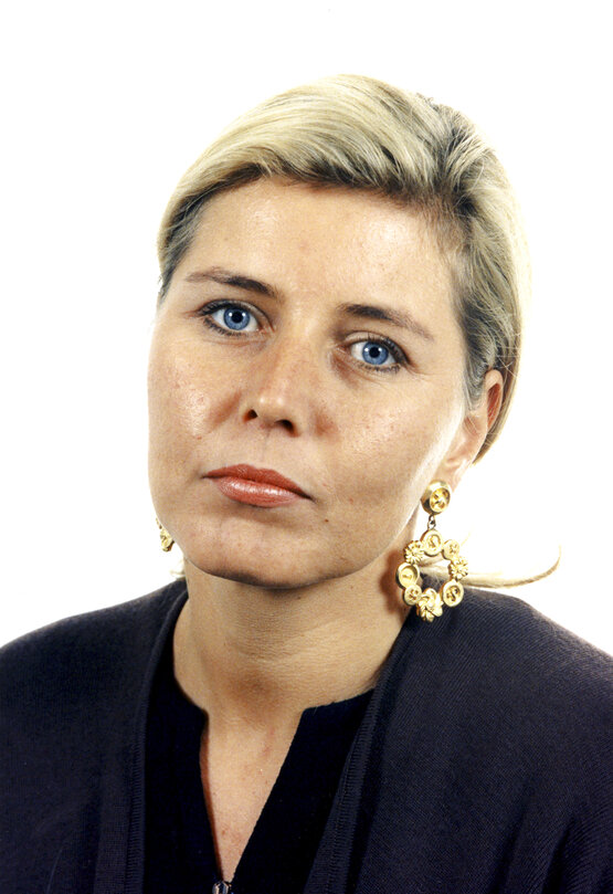 Portrait of Daniela RASCHHOFER, MEP during the 4st and 5th Parliamentary Terms (1996-2004)