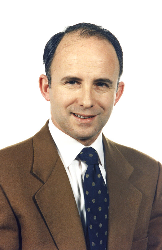 Portrait of Javier POMES RUIZ, MEP during the 3rd, 4th, 5th and 6th Parliamentary Terms (1993-2009)