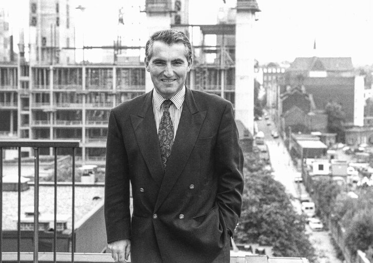 Fotografie 1: Portrait of Karel PINXTEN, MEP during the 3rd Parliamentary Term (1989-1991)