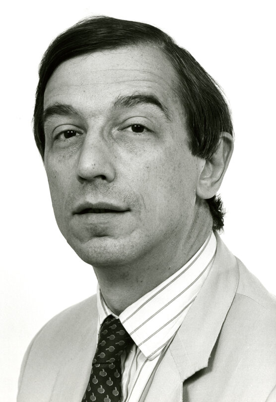 Portrait of Bill NEWTON DUNN, MEP during the 1st, 2nd, 3rd, 5th, 6th, 7th and 9th Parliamentary Terms (1979-1999), in 1979.