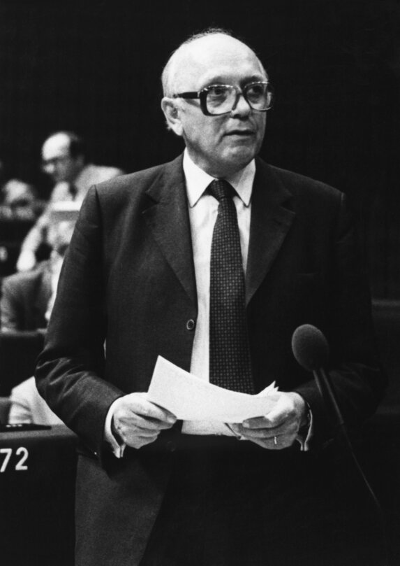 Commissioner Karl Heinz NARJES during a plenary session in Strasbourg.