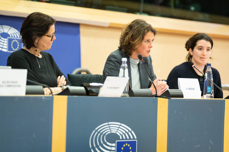 Photo 5 : COVI Public Hearing ' Socio-economic impact on vulnerable people '