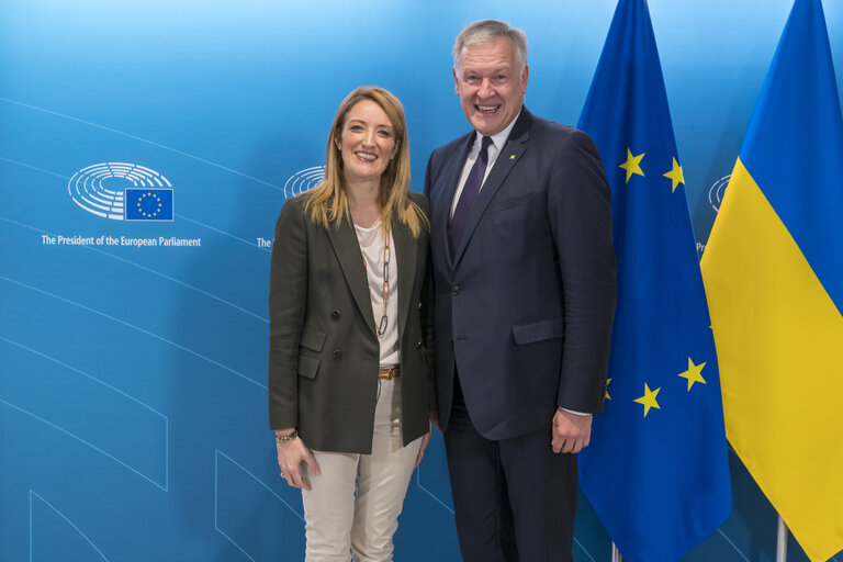 Fotografia 6: Roberta METSOLA, EP President meets with Martin EICHTINGER, Austrian Minister