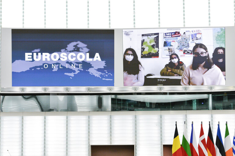 Foto 19: Euroscola Online