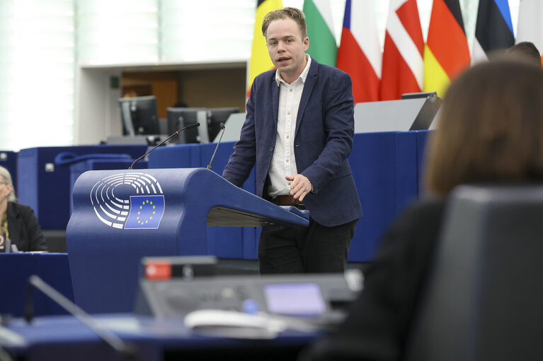 Fotografia 33: EP Plenary session - Preparation of the European Council meeting of 15-16 December 2022