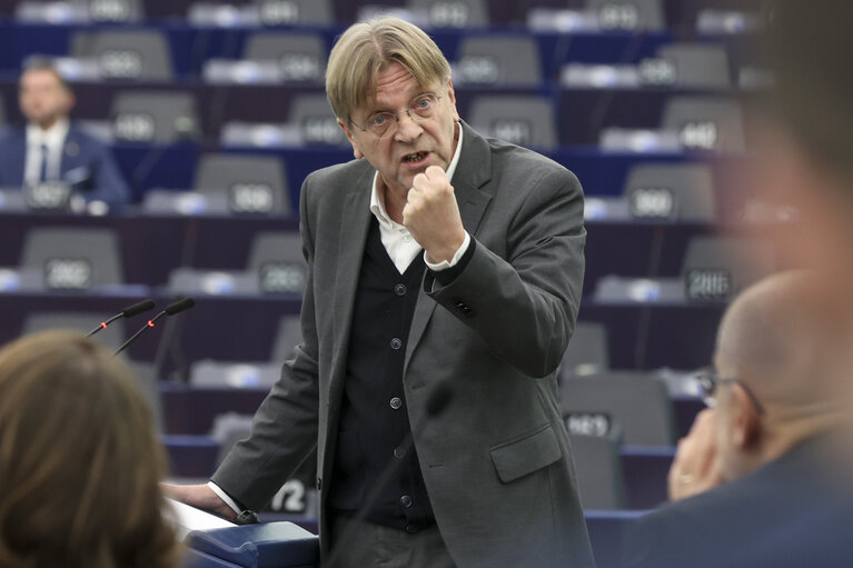 Fotografia 32: EP Plenary session - Preparation of the European Council meeting of 15-16 December 2022