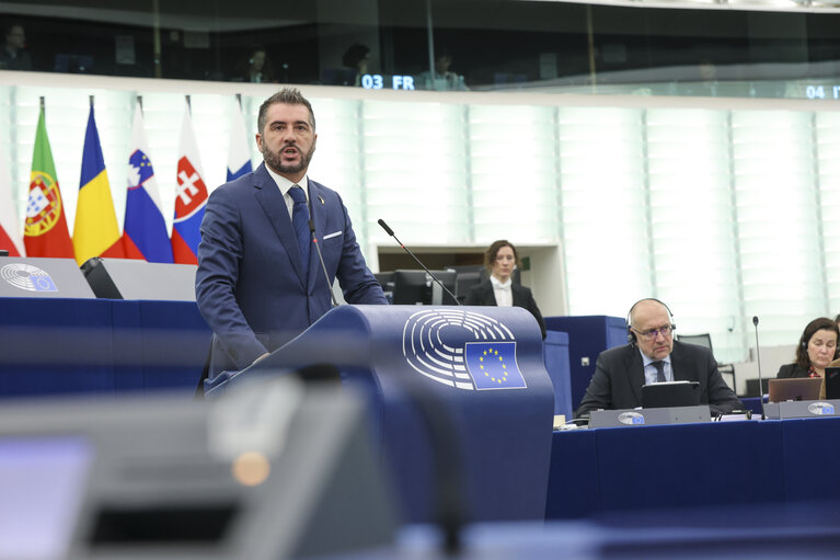 Foto 26: EP Plenary session - Preparation of the European Council meeting of 15-16 December 2022