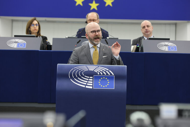 Foto 25: EP Plenary session - Preparation of the European Council meeting of 15-16 December 2022