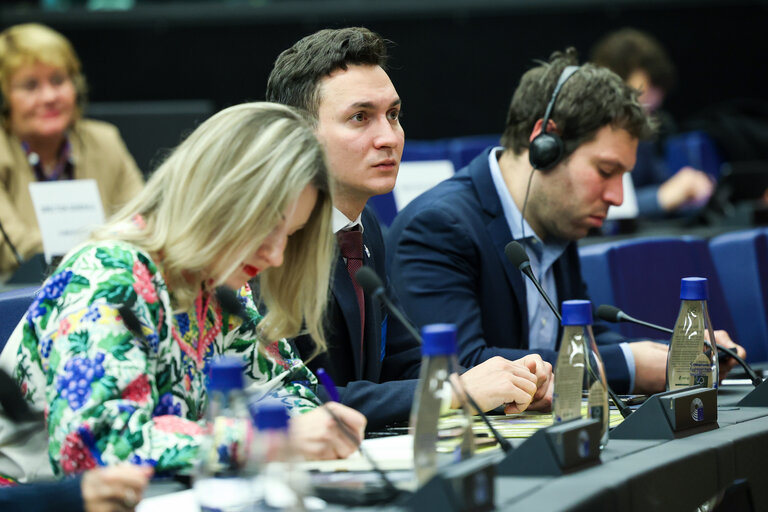 Φωτογραφία 19: Civil society organisations meet with the 2022 Sakharov Prize laureate