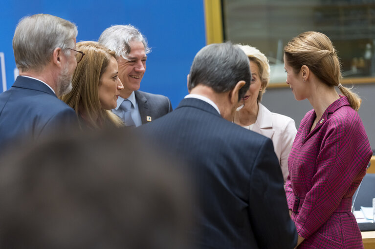 Fotografia 15: European Council - Roundtable