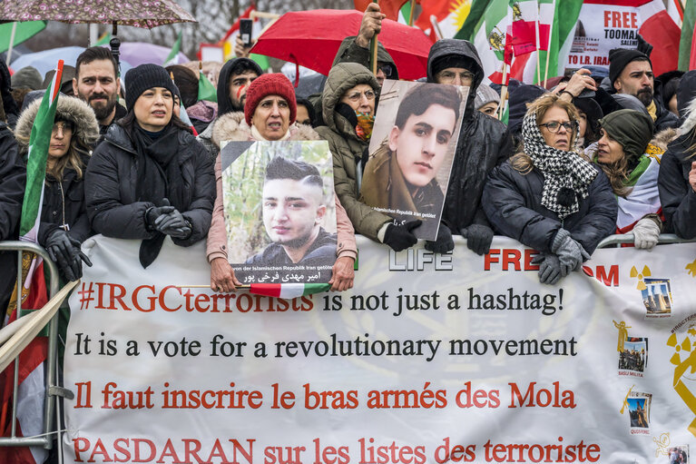 Suriet 11: Roberta METSOLA, EP President delivers a speech at the Iranian Solidarity Rally in Strasbourg