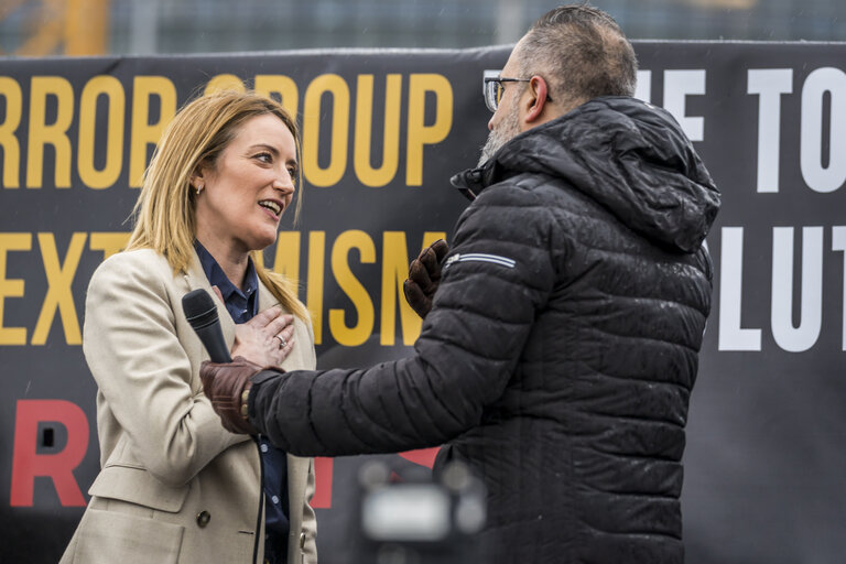 Suriet 14: Roberta METSOLA, EP President delivers a speech at the Iranian Solidarity Rally in Strasbourg