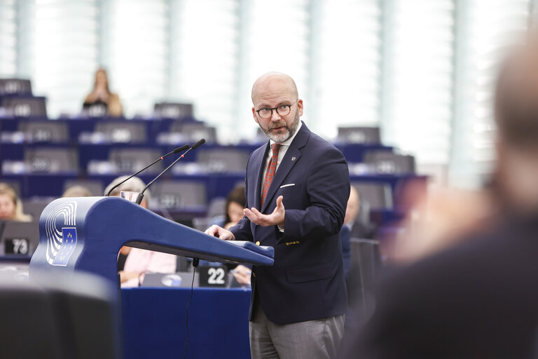 Снимка 37: EP Plenary session - Presentation of the programme of activities of the Swedish Presidency