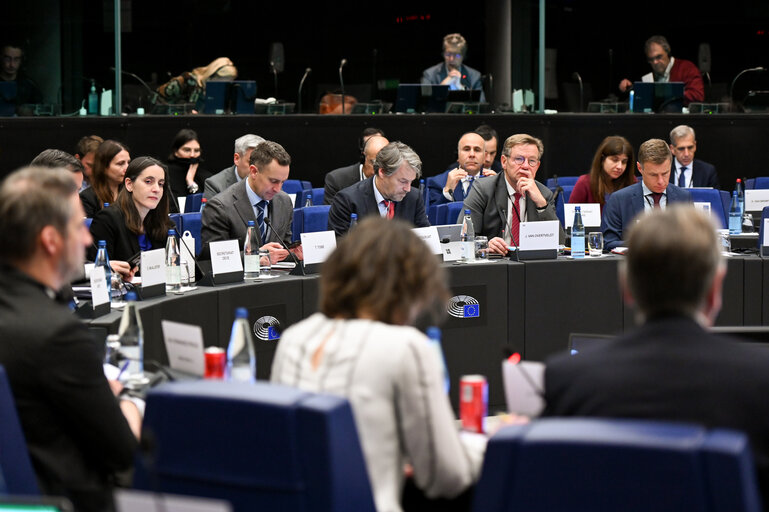 Photo 15: CCC meeting - Exchange of views with Jessika ROSWALL, Swedish Minister for EU Affairs