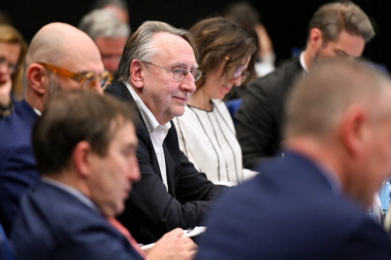 Photo 2: CCC meeting - Exchange of views with Jessika ROSWALL, Swedish Minister for EU Affairs