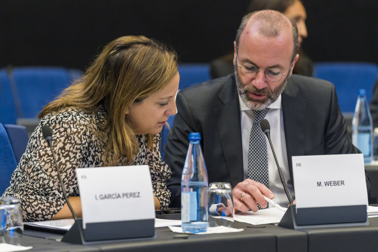 Photo 2: Meeting of the EP Conference of Presidents