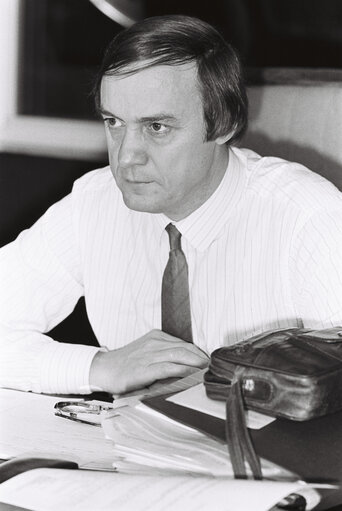 Karel VAN MIERT during a meeting of Socialist MEPs in Strasbourg, December 1983.