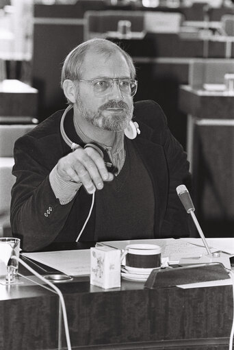 Ien VAN DEN HEUVEL during a meeting of Socialist MEPs in Strasbourg, December 1983.