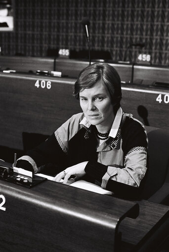 Hanja MAIJ-WEGGEN during a plenary session in Strasbourg, December 1983.