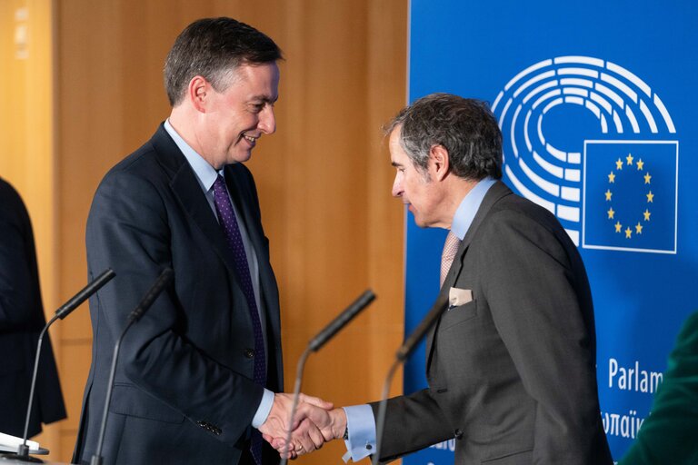 Joint Press point by Rafael Mariano GROSSI, Director General of the International Atomic Energy Agency (IAEA) and by David McALLISTER AFET Chair and Nathalie, SEDE Chair