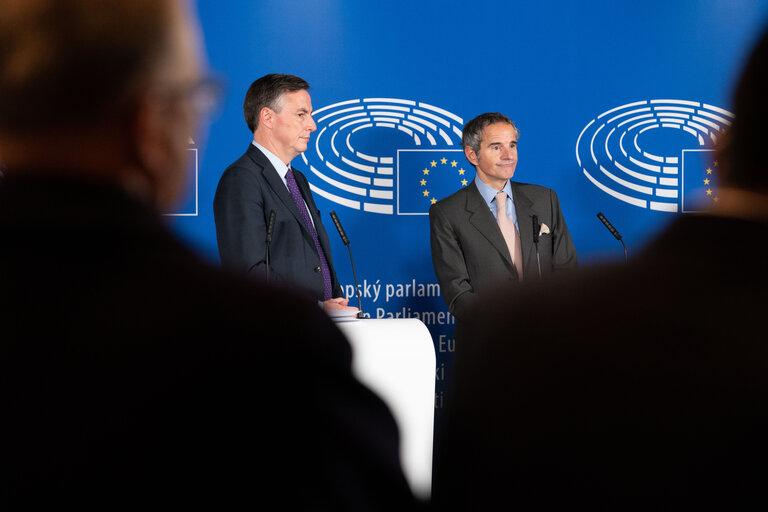 Joint Press point by Rafael Mariano GROSSI, Director General of the International Atomic Energy Agency (IAEA) and by David McALLISTER AFET Chair and Nathalie, SEDE Chair