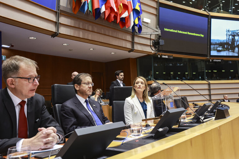 Fotogrāfija 22: EP Plenary session - International Holocaust Remembrance Day.Formal Address by Isaac HERZOG, President of Israel