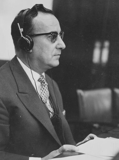 Billede 6: Xavier SALADO during a session in Strasbourg, France, October 17, 1962.