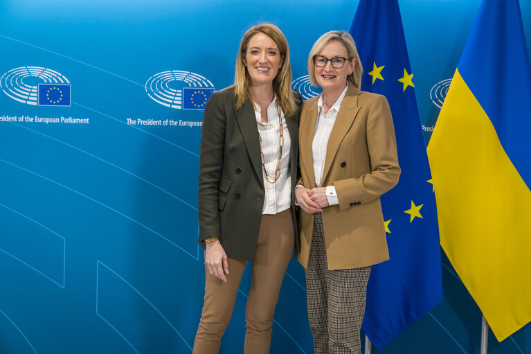 Roberta METSOLA, EP President meets with Mairead MCGUINNESS, European Commissioner for Financial Services, Financial Stability, and Capital Markets Union