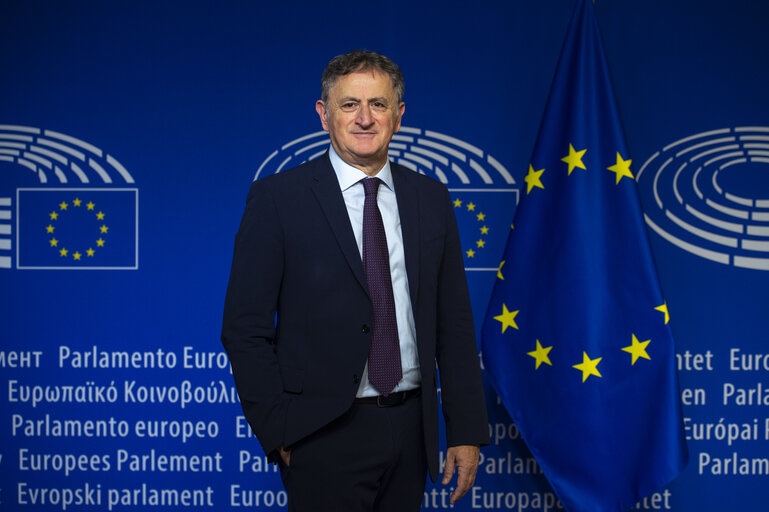 Φωτογραφία 7: Guiseppe FERRANDINO in the EP in Brussels