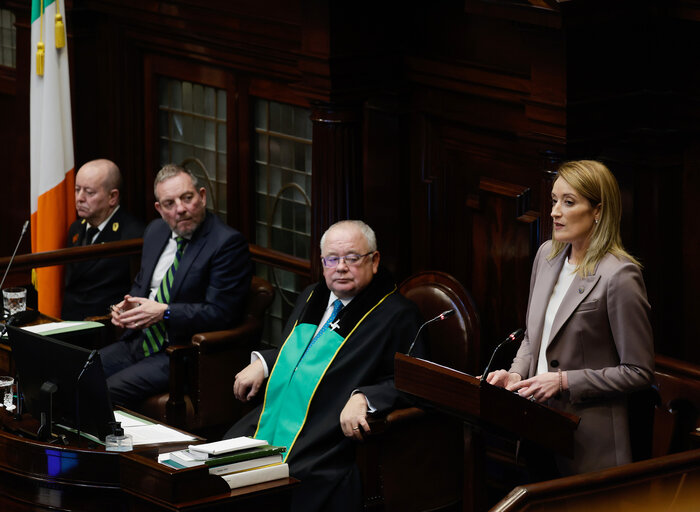 Foto 9: Official visit by Roberta METSOLA, EP President, to Dublin - Address by Roberta METSOLA, EP President, to a joint session of the Oireachtas