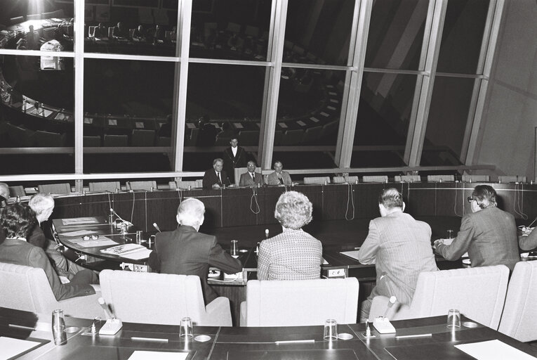 Fotogrāfija 1: Meeting with EP President Emilio COLOMBO and Luigi NOE, in Strasbourg, October 1978