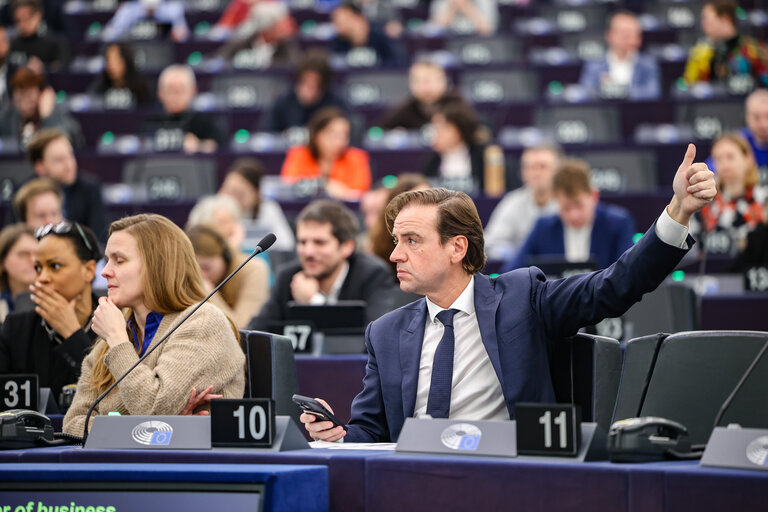 Fotagrafa 11: EP Plenary session - Resumption of session and order of business