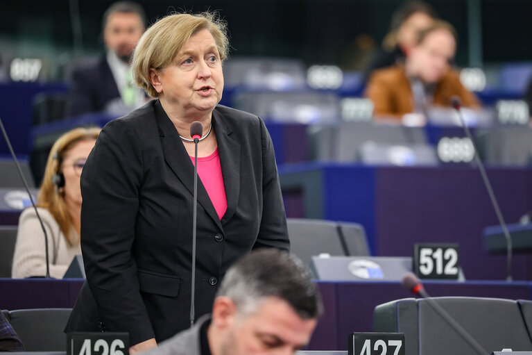 Fotagrafa 3: EP Plenary session - Resumption of session and order of business