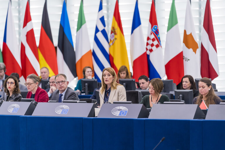 Fotagrafa 27: EP Plenary session.- Resumption of session and order of business