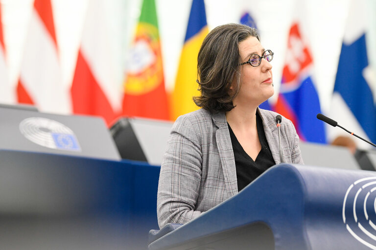 Foto 39: EP Plenary session - Establishment of an independent EU Ethics Body