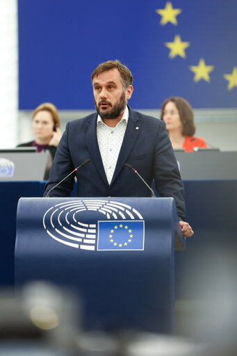 Photo 21 : EP Plenary session - The Commission communication on ensuring availability and affordability of fertilisers